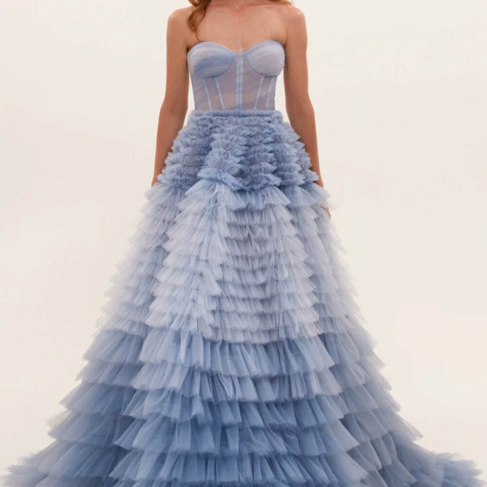 Milla light strapless frill layered fluffy dress (Small)